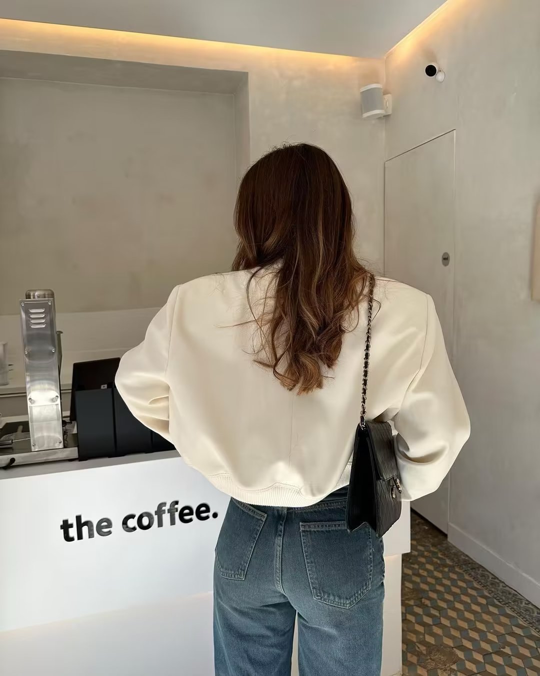Vega | Cazadora bomber elegante de corte oversize