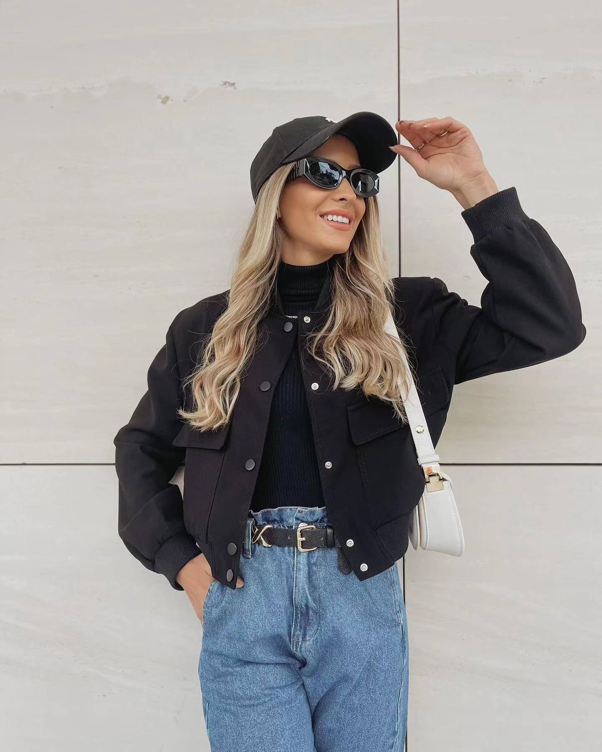 Vega | Cazadora bomber elegante de corte oversize