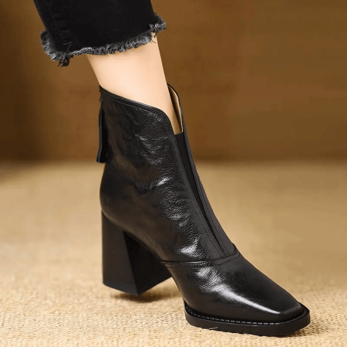 Norina | Botines de Piel con Tacón Medio